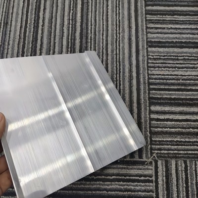 China aluminium extrusion profiles Image