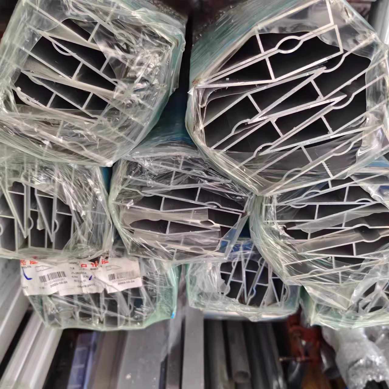 Aluminum Feather Edge series