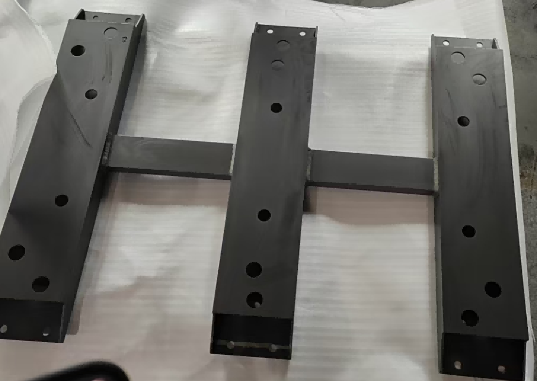 Battery Upper Base Assy