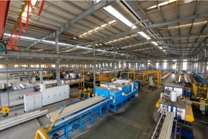 Shengxin extrusion and fabrication facility where lightweight aluminum fence panels are manufactured and powder coated