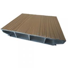 Aluminum flooring board with slip-resistant surface for outdoor deck installation