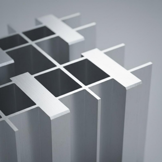 Clear Anodized Aluminum Extrusions: Why Alloy Choice Makes Or Breaks Your Finish